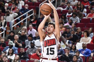 ewc-得分爆炸力NBA仅4人在10分钟内砍15+分&amp;进5+三分 谢泼德在列